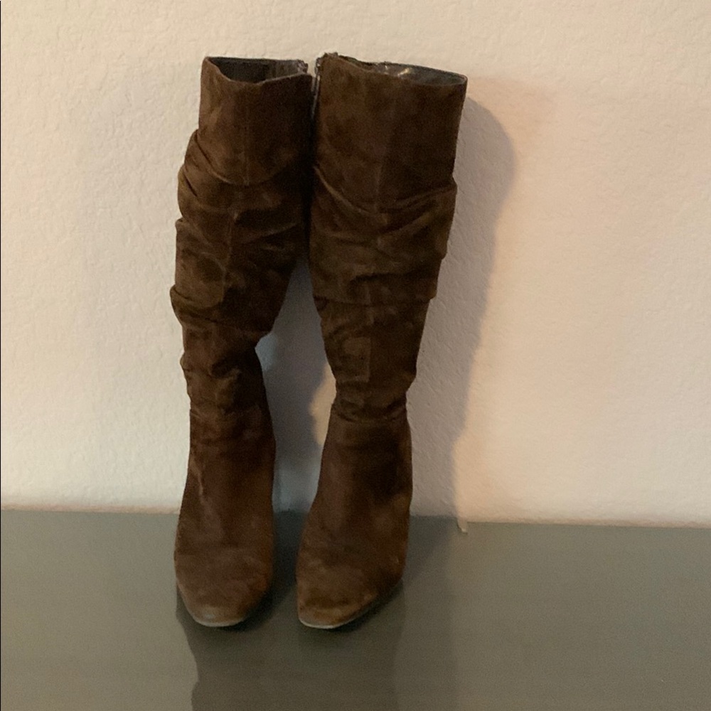 White Mountain Brown Heeled Boots Suede Knee-High